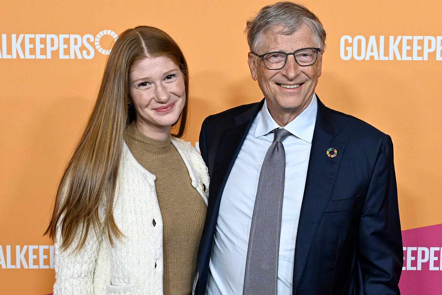 Neobvyklý dárek Billa Gates ve výši 15 milionů dolarů k promoci jeho dcery Jennifer!