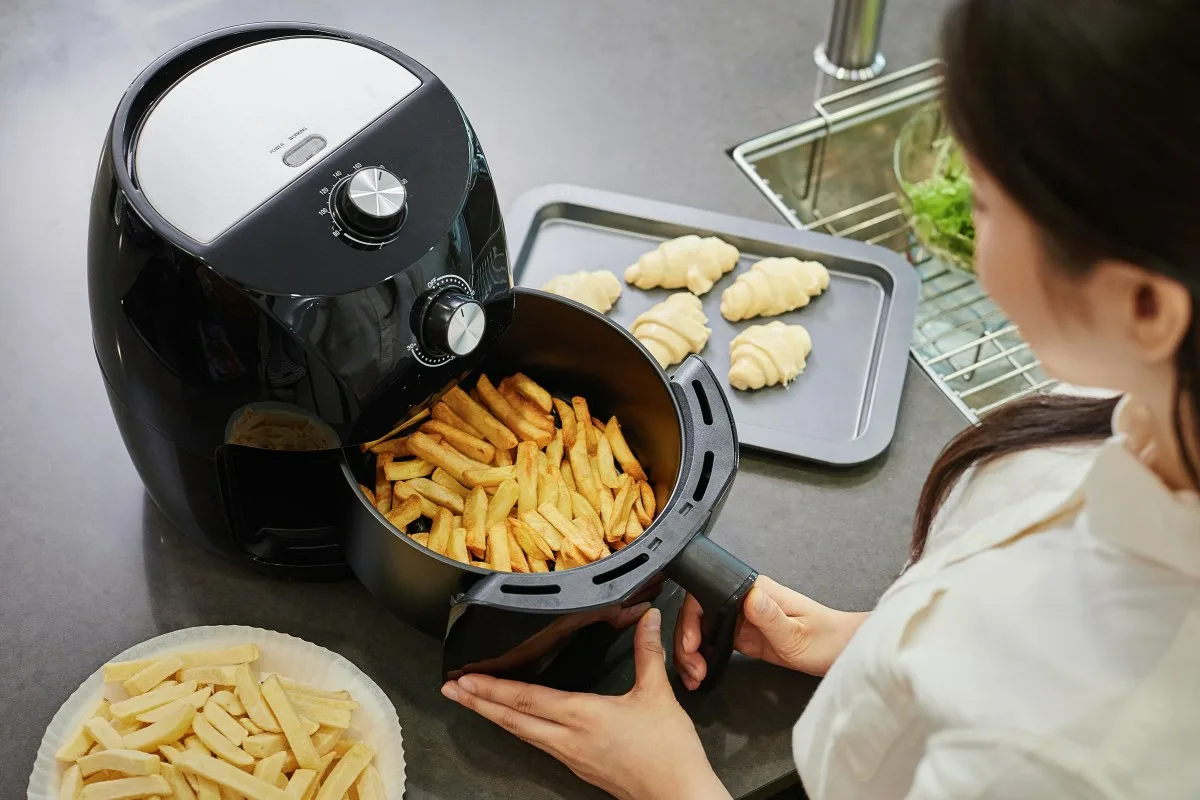 Sbohem fritéza, alternativa je nový spotřebič, který chce mít v kuchyni každý