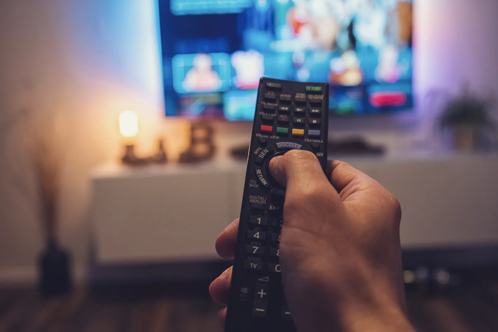 Vše, co můžete dělat s USB porty na vašem televizoru: nejlepší způsoby využití a klíčový trik, jak je využít na maximum