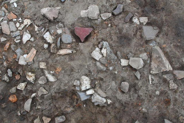 Archeologové objevili dílnu na zpracování zlata a drahých kamenů ukrytou v podzemí více než 3000 let