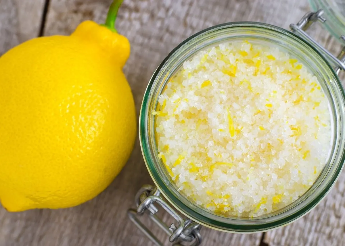 Citronovou kůru posypu solí - celý květen se nemůžu nabažit svého triku: geniální lifehack pro dokonalé hostitelky